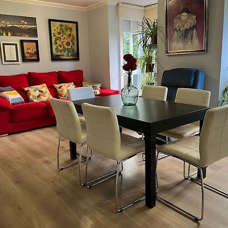 Triana Family Suites Sevilla Eksteriør bilde